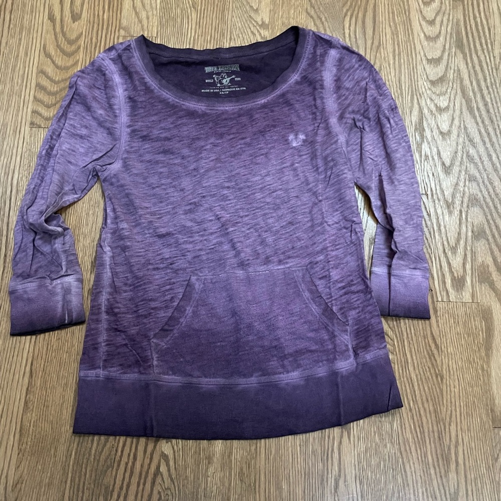 XS True Religion top